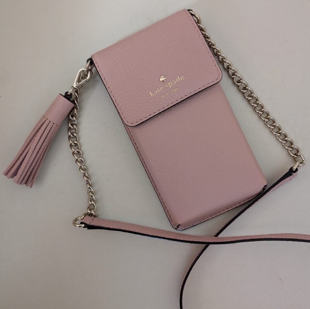 NWOT Kate Spade Pink Leather Crossbody Phone Bag with Tassel